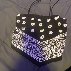 good condition tank top cropped